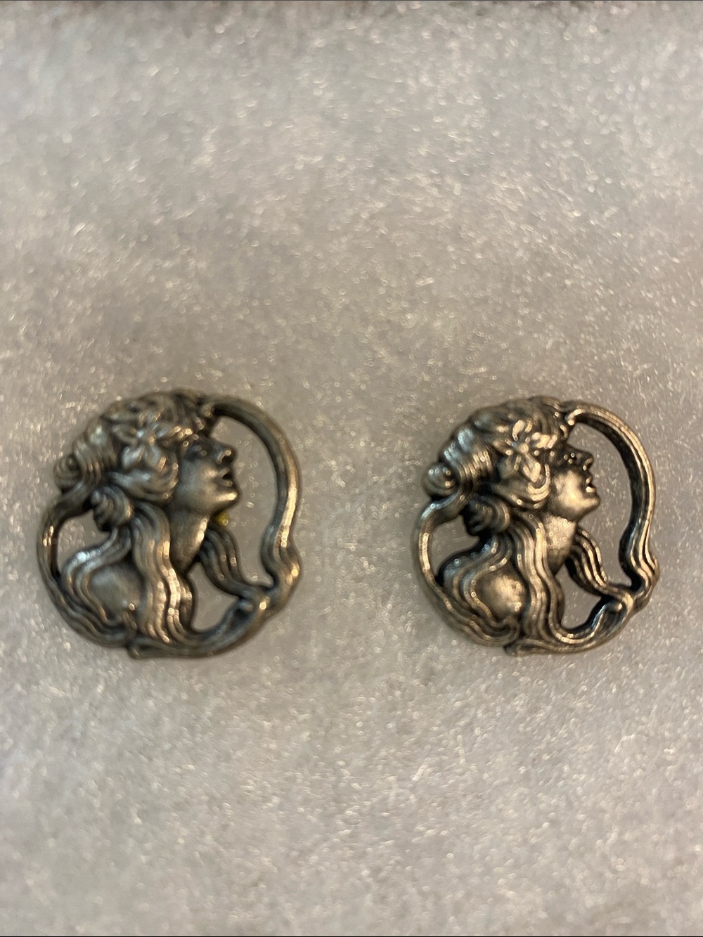 Vintage Art Nouveau Style Silver-Tone Woman Portrait Post Earrings - Picture 3 of 3